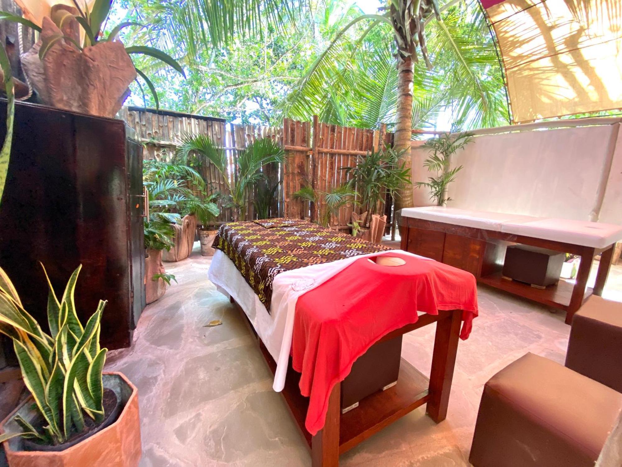 Soul Breeze Beach Resort Diani Beach Exterior foto