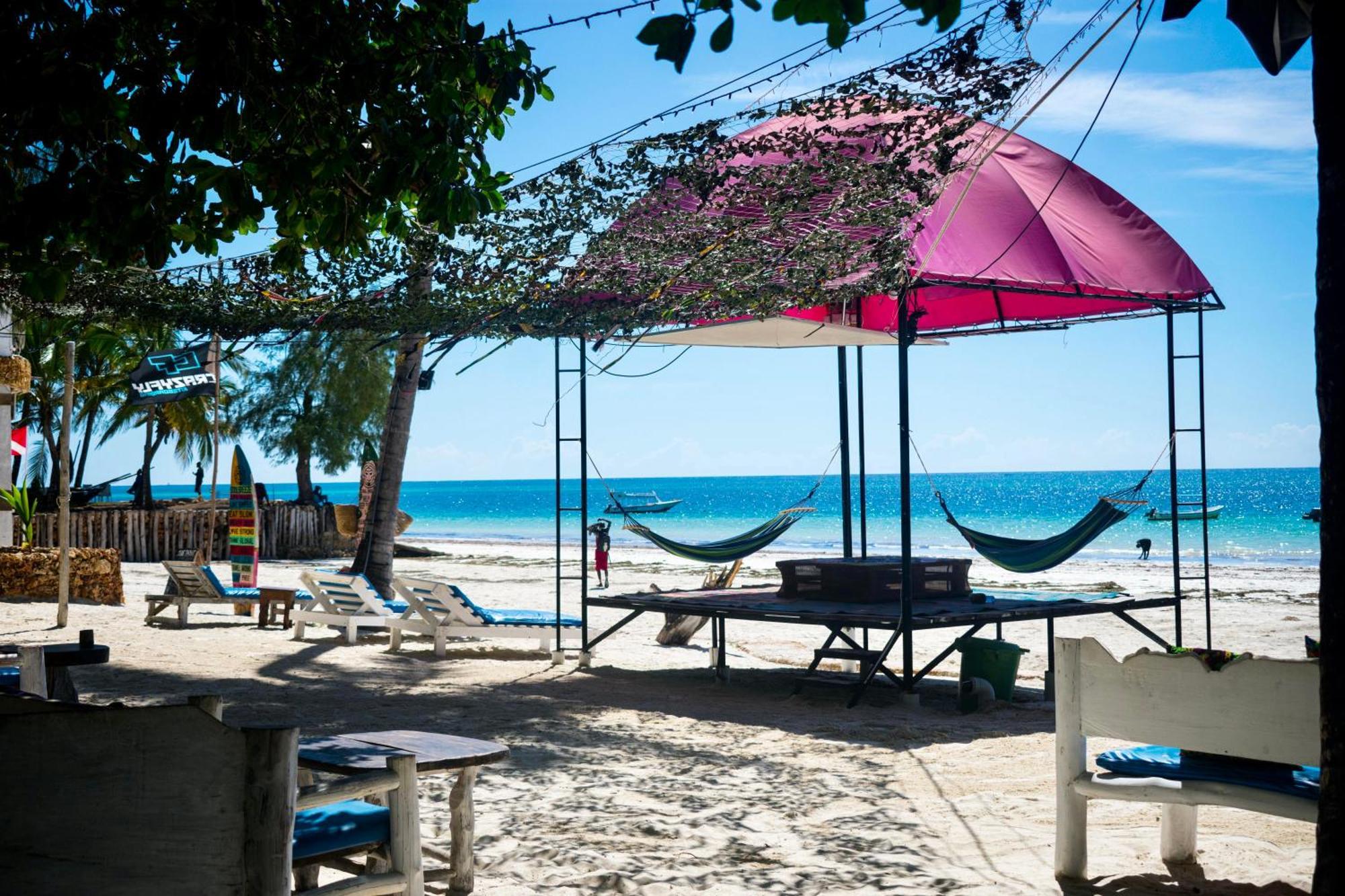 Soul Breeze Beach Resort Diani Beach Exterior foto